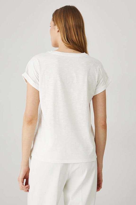 Odzież T-shirt bawełniany damski z ozdobnymi haftami kolor beżowy RS25-TSD701 beżowy