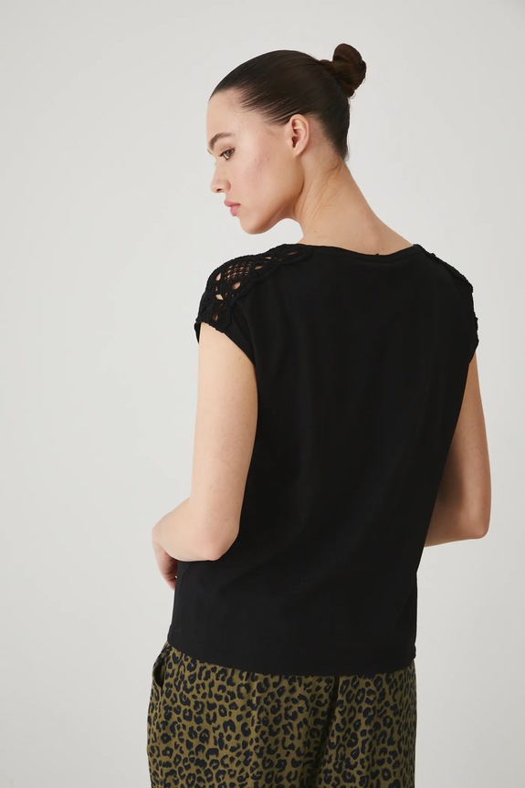 Lanena kratka majica Medicine Našitek črna RS25-TSD711