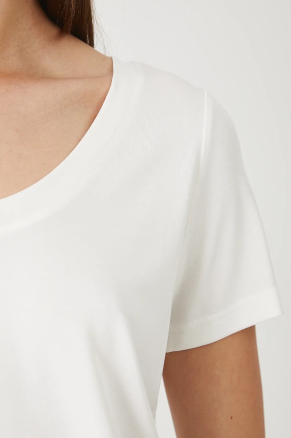 T-shirt damski gładki z modalem kolor beżowy RS25-TSD903 beżowy