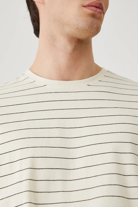 T-shirt bawełniany męski w pasy kolor beżowy RS25-TSM071 beżowy