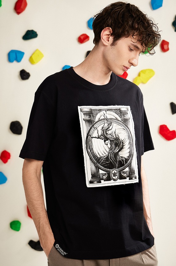 T-shirt bawełniany męski by Miłosz Kawaler - Kavaler Artworks, Grafika Polska kolor czarny okrągły czarny RS25-TSM450