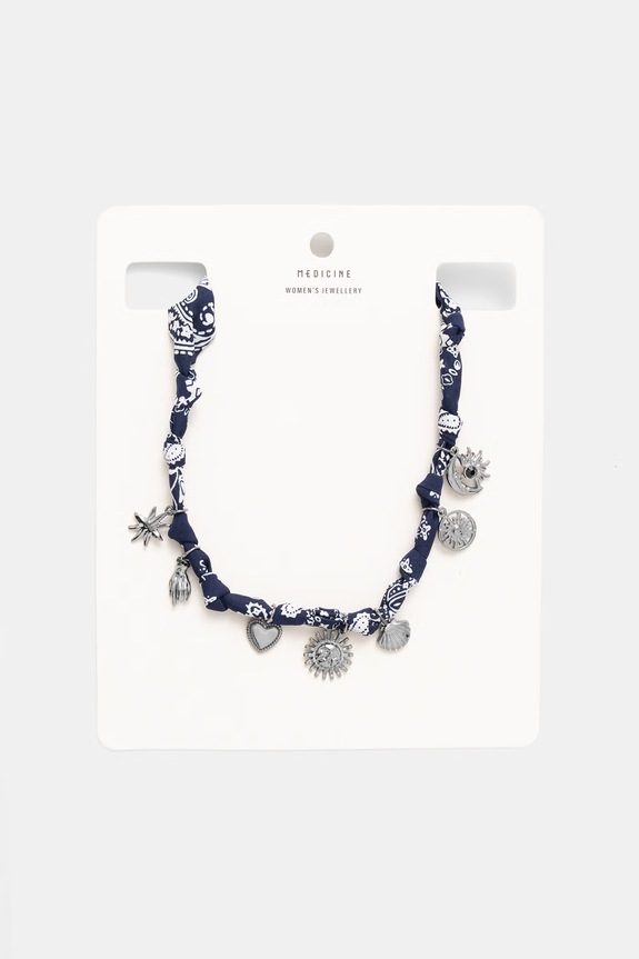 Naszyjnik damski z zawieszkami czarny RS26-ASD903