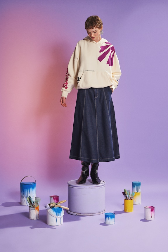 Bluza damska z kolekcji Eviva L'arte RS26-BLD252 beżowy RS26