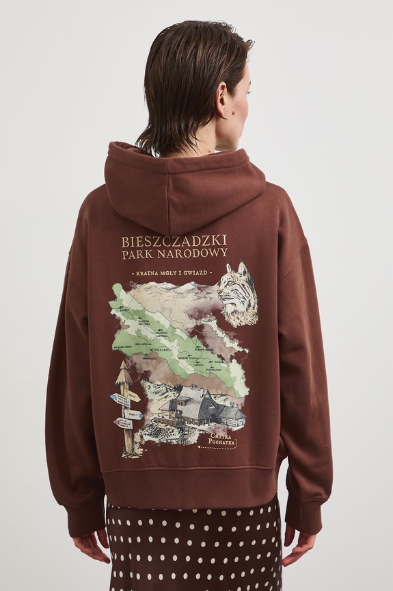 Bluza rozpinana z kapturem damska z kolekcji Bieszczadzki Park Narodowy x Medicine brązowy RS26-BLD850