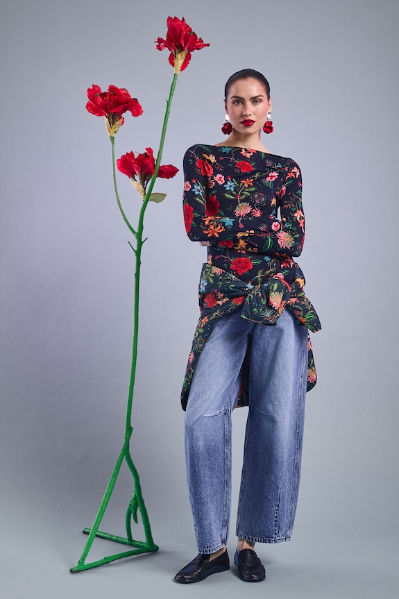 Longsleeve damski wzorzysty z elastanem granatowy RS26-BUD421