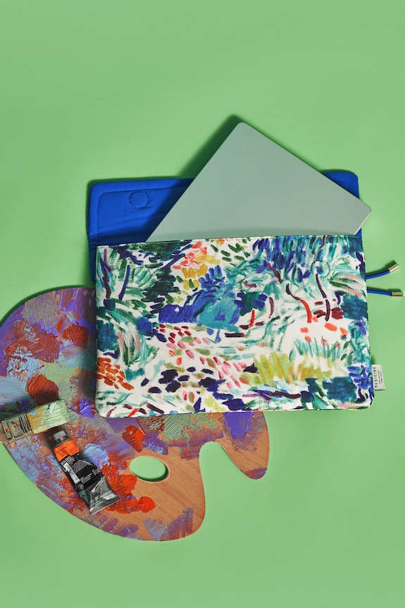 Pokrowiec na laptopa z kolekcji Eviva L'arte multicolor RS26-ITU250