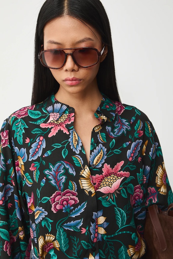 Košeľa z viskózy so vzorom čierna RS26-KDD030