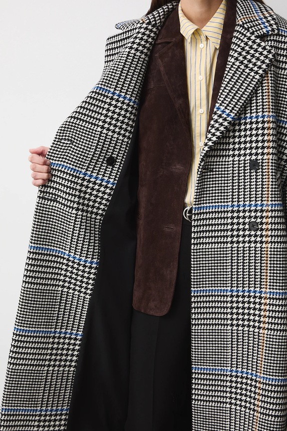 Płaszcz z domieszką wełny damski dwurzędowy w kratę RS26-KPD100