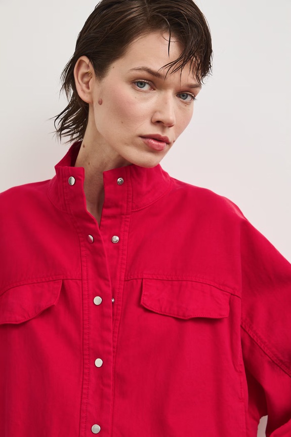 Oversized bunda dámská s lyocellem červená RS26-KUD800