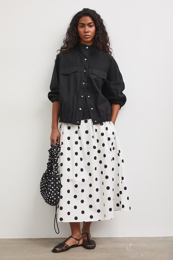 Oversized bunda dámská s lyocellem černá RS26-KUD800