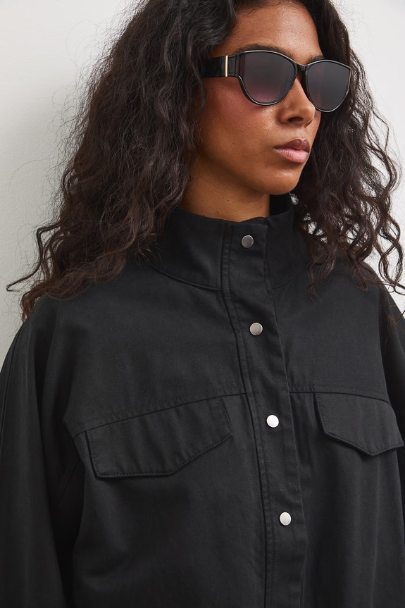 Oversized bunda dámská s lyocellem černá RS26-KUD800