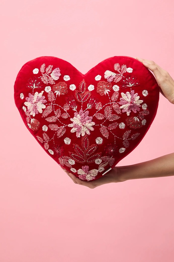 Dekoratívny vankúš z kolekcie Valentine’s Day RS26-PSU202 červená RS26