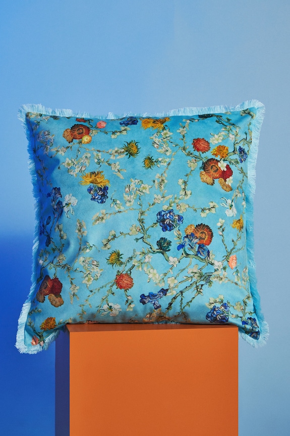 Poszewka dekoracyjna na poduszkę 45 x 45 cm z kolekcji Eviva L'arte niebieski RS26-PSU255