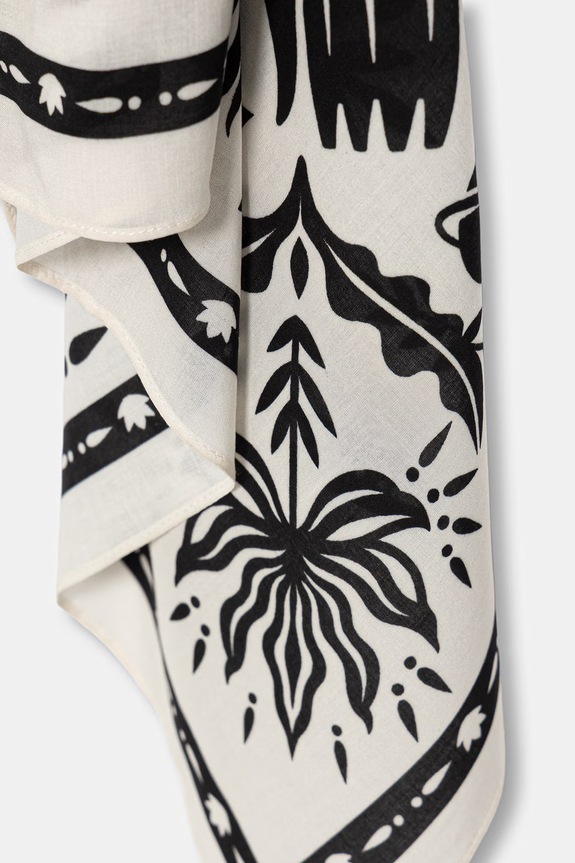 Akcesoria Chusta damska z wiskozy RS26-SAD600 beżowy