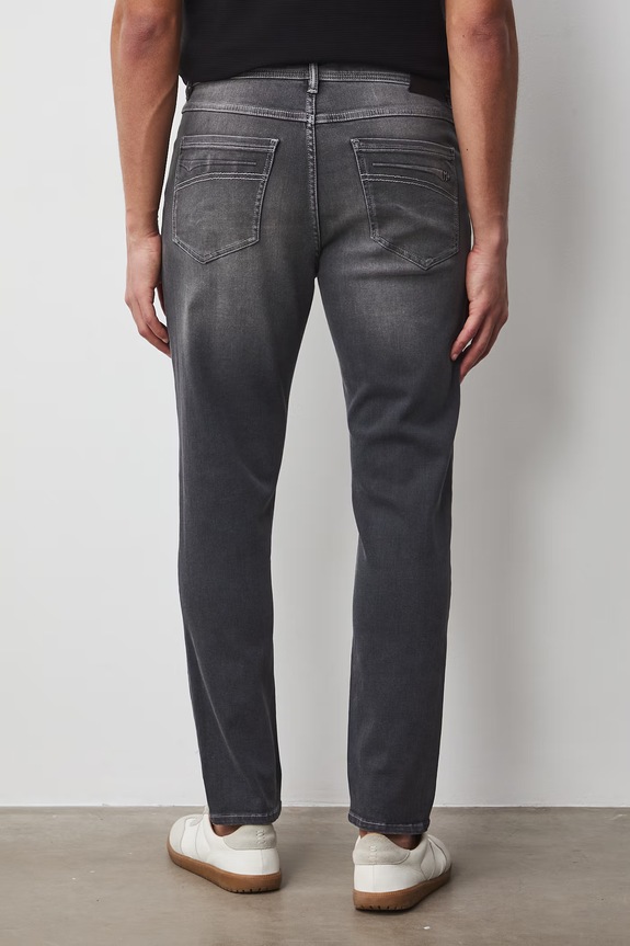 Odjeća Medicine tapered traperice za muškarce RS26-SJM606 siva