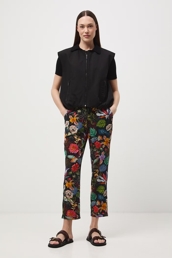 Spodnie chinos damskie z wiskozy z dodatkiem elastanu czarny RS26-SPD060