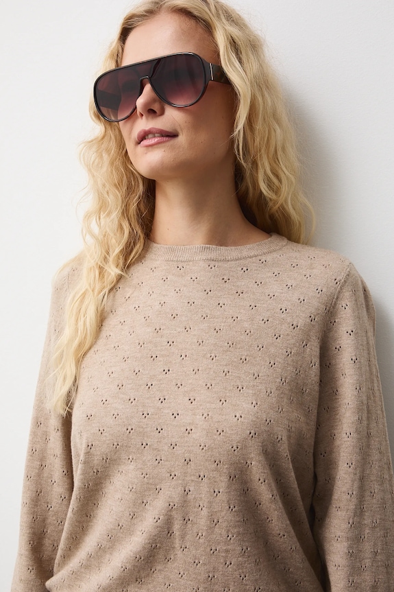 Sweter damski ażurowy z wiskozą beżowy RS26-SWD010