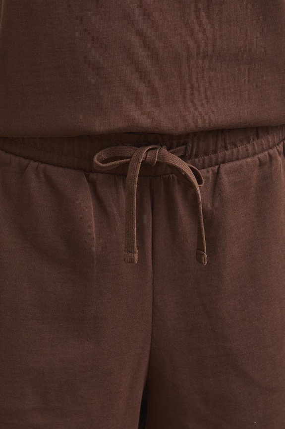 Szorty dresowe damskie bawełniane regular waist brązowy RS26-SZD0A1