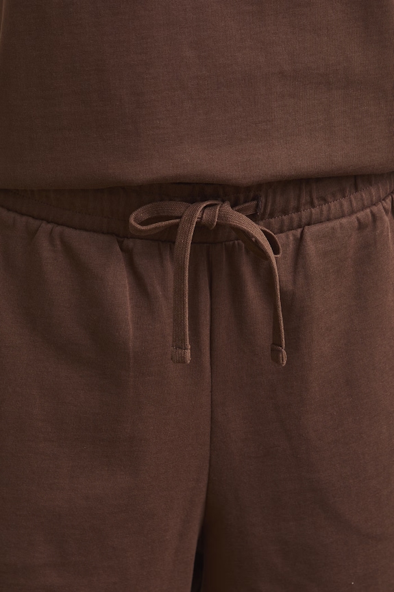 Szorty dresowe damskie bawełniane regular waist brązowy RS26-SZD0A1