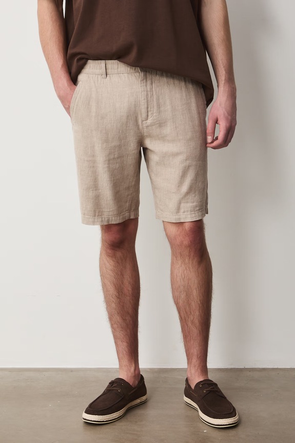 Szorty chino męskie z lnem Basic beżowy RS26-SZM073
