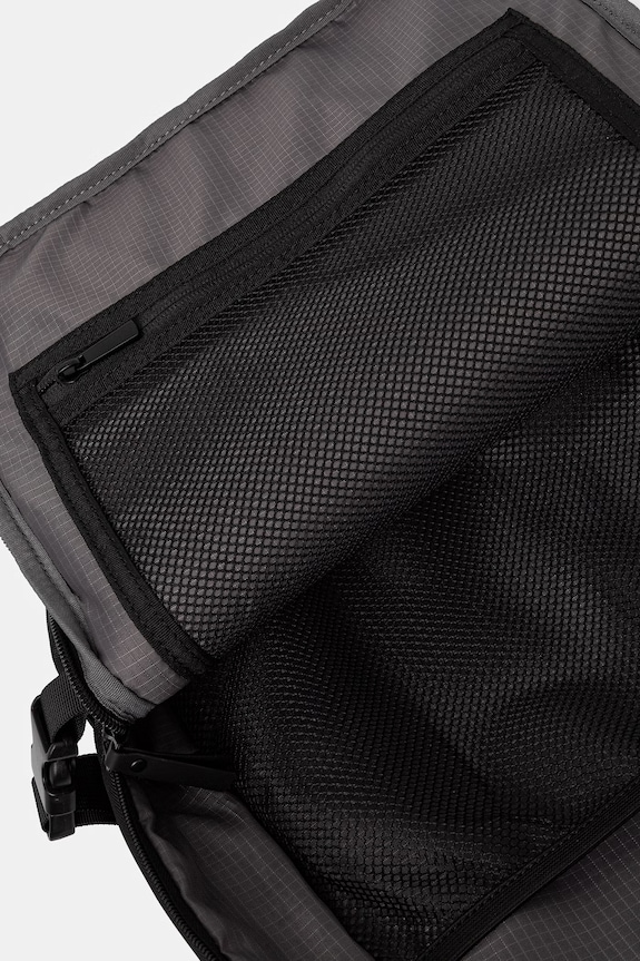 Cestovní batoh hladký RS26-TPM803 černá