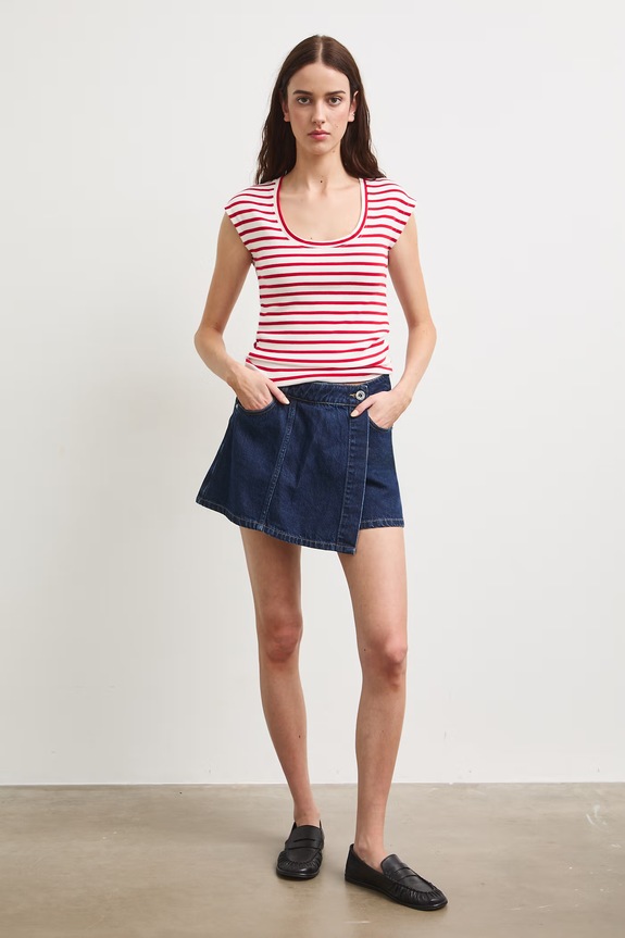 T-shirt damski z modalem w paski RS26-TSD090 beżowy RS26