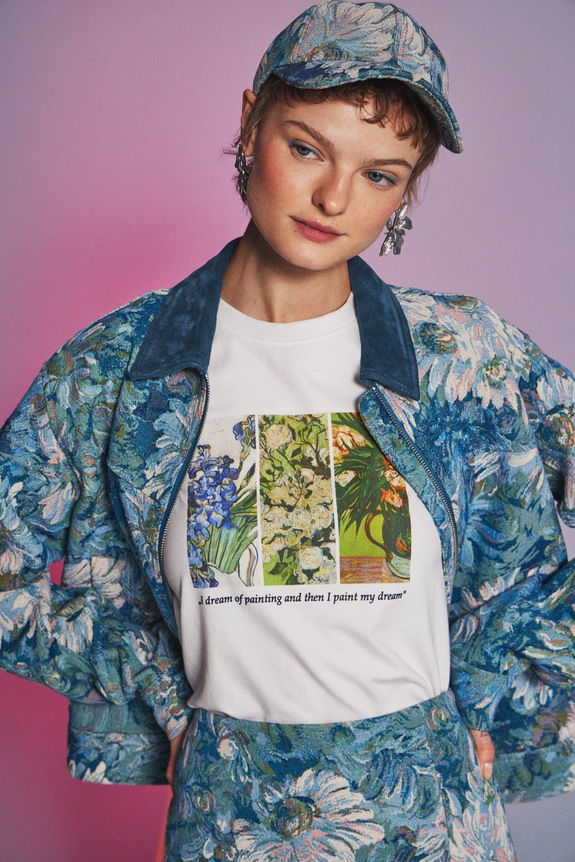 T-shirt bawełniany damski z elastanem z kolekcji Eviva L'arte RS26-TSD261 biały RS26