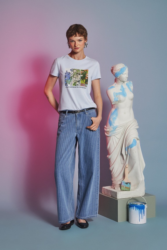 T-shirt bawełniany damski z elastanem z kolekcji Eviva L'arte RS26-TSD261 niebieski RS26