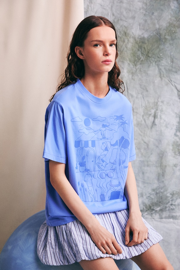T-shirt oversize damski bawełniany by Marcela Wokan, Grafika Polska RS26-TSD452 niebieski RS26
