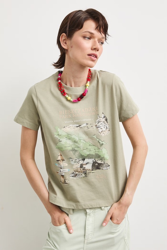 T-shirt damski bawełniany z kolekcji Bieszczadzki Park Narodowy x Medicine RS26-TSD856 zielony RS26