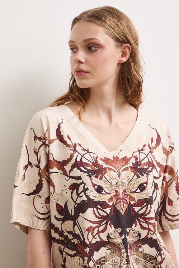 T-shirt damski bawełniany z motywem roślinnym i zwierzęcym RS26-TSD901 beżowy