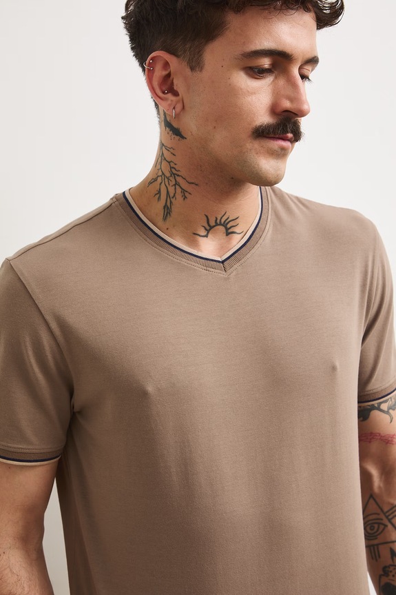 T-shirt męski bawełniany z elastanem gładki brązowy RS26-TSM092