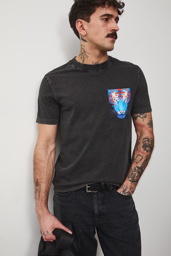T-shirt męski bawełniany by Ania Stanisz, Grafika Polska czarny RS26-TSM454