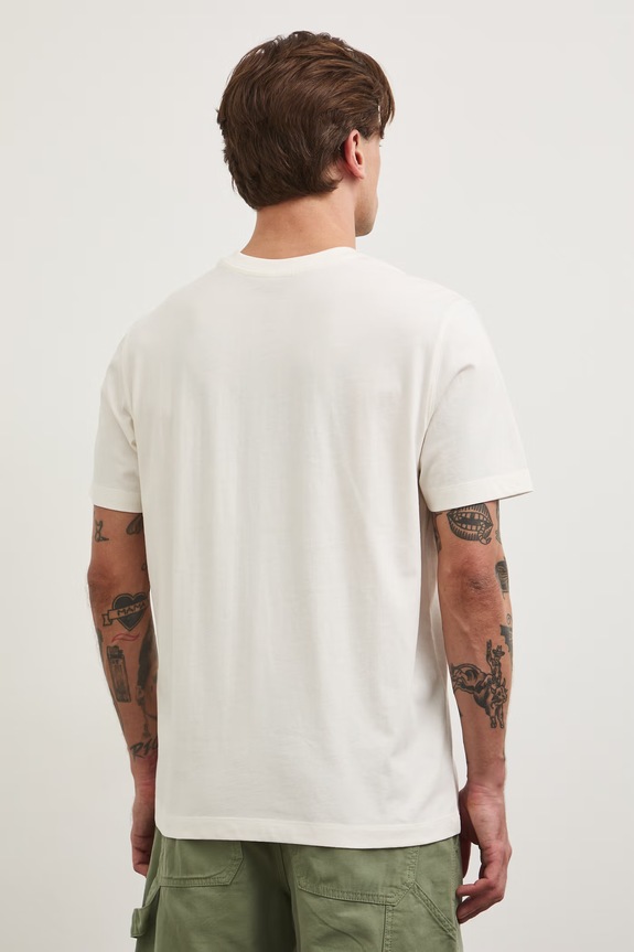 T-shirt męski bawełniany z kolekcji Bieszczadzki Park Narodowy x Medicine beżowy RS26-TSM856