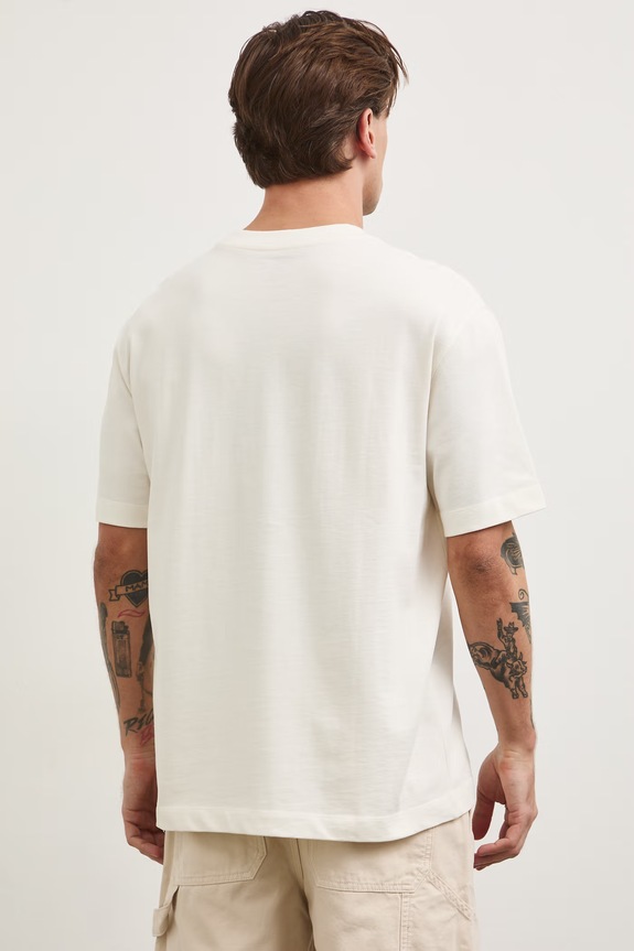 T-shirt męski bawełniany z kolekcji Bieszczadzki Park Narodowy x Medicine beżowy RS26-TSM858