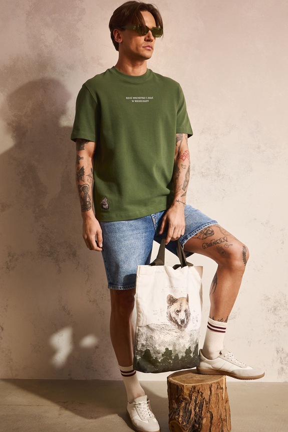T-shirt męski bawełniany z elastanem z kolekcji Bieszczadzki Park Narodowy x Medicine zielony RS26-TSM860