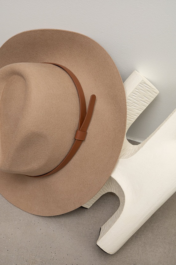 Kapelusz wełniany gładki beżowy pozostałe beżowy RW22.CAD302