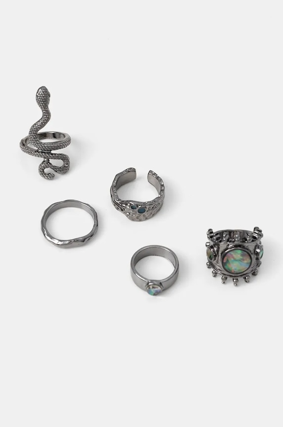 Pierścionki damskie z muszlą (5-pack) kolor czarny 5-pack czarny RW24-AKD702