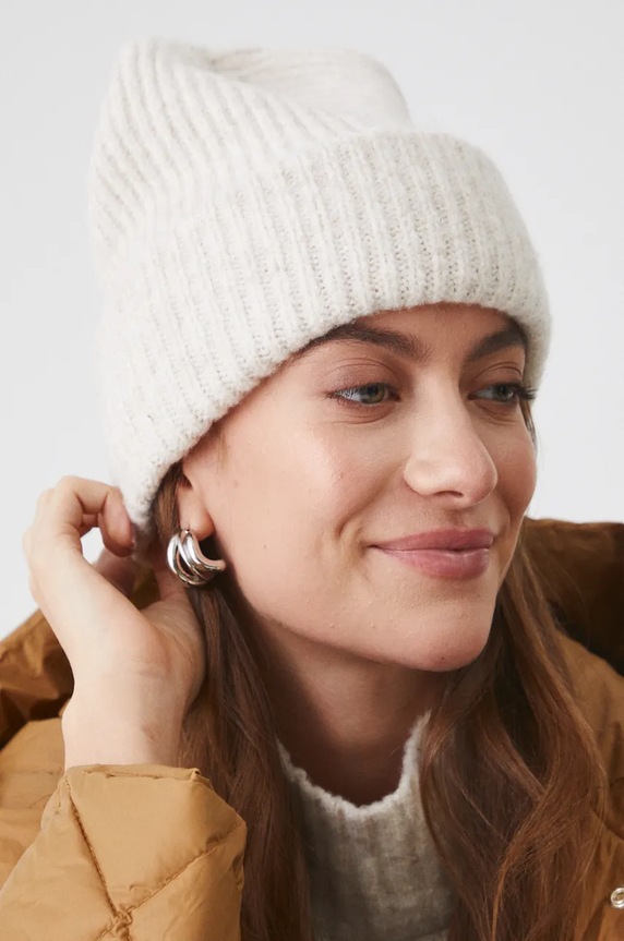 Czapka damska beanie prążkowana kolor beżowy RW24-CAD808 beżowy