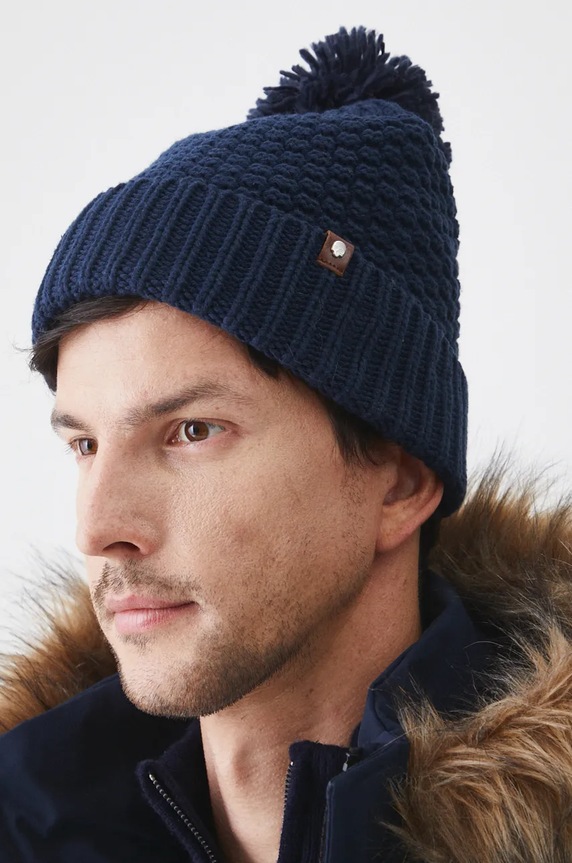 Čepice pánská beanie, s bambulí tmavomodrá barva další námořnická modř RW24-CAM810