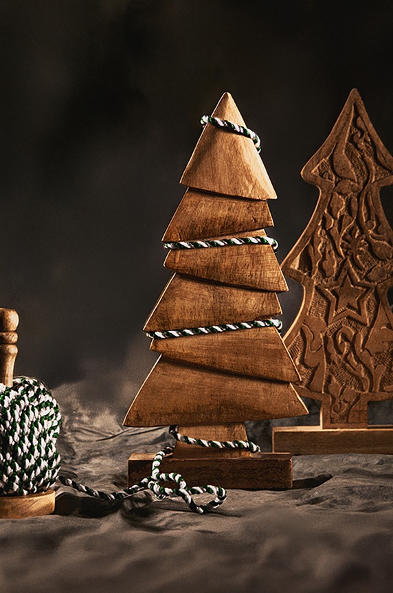 Dekoracja świąteczna stojąca - choinka 35,5 cm kolor brązowy brązowy RW24-DEUA36