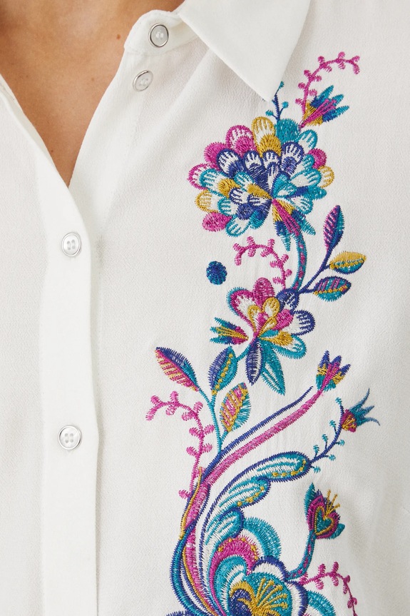 Koszula damska z kolekcji Karolina Matyjaszkowicz x Medicine kolor biały RW24-KDDB53