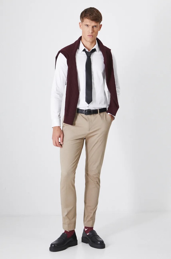 Koszula męska z kołnierzykiem klasycznym gładka kolor biały RW24-KDM090 biały RW24