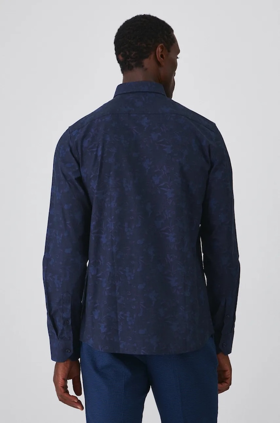 Odzież Koszula męska z kołnierzykiem klasycznym wzorzysta kolor granatowy RW24-KDMA14 granatowy