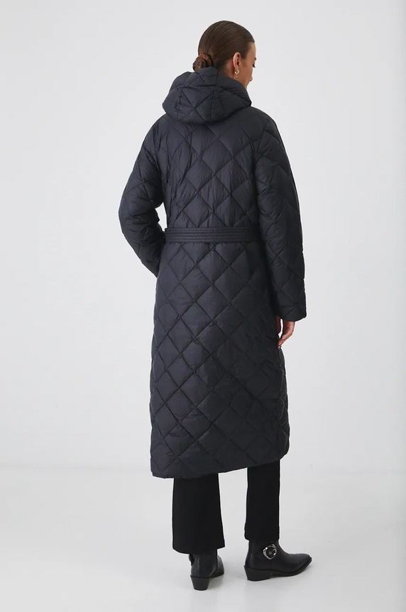 Odzież Płaszcz puchowy damski z paskiem pikowany kolor czarny RW24-KPD601 czarny