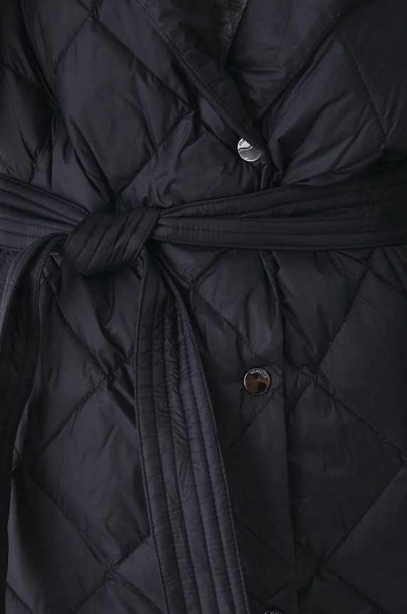 Płaszcz puchowy damski z paskiem pikowany kolor czarny RW24-KPD601