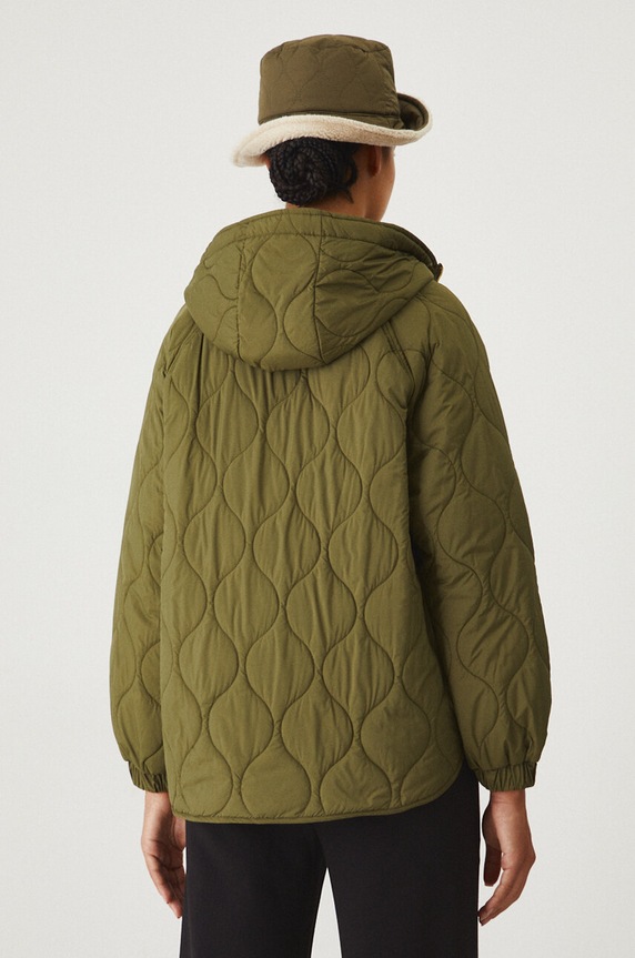 Bunda dámská oversized, s prošíváním zelená barva zelená RW24-KUD300