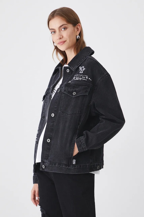 Kurtka jeansowa damska – Medicine z okazji roku Miłosza, kolor czarny RW24-KUD650 czarny