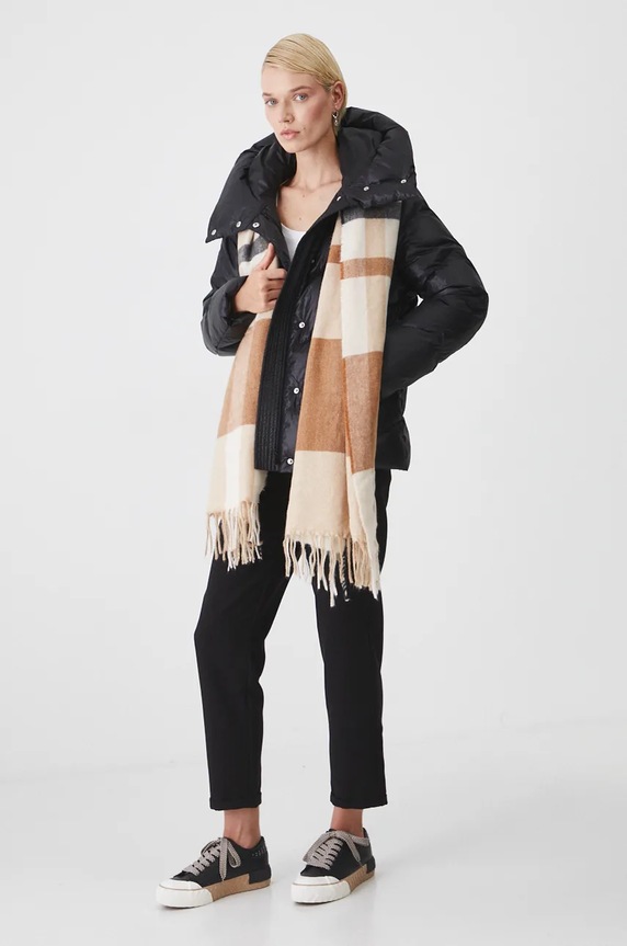 Kurtka puchowa damska pikowana kolor czarny RW24-KUD704 czarny RW24