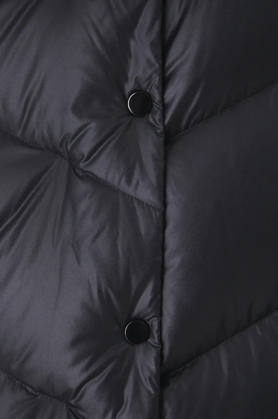 Kurtka puchowa damska pikowana kolor czarny RW24-KUD704